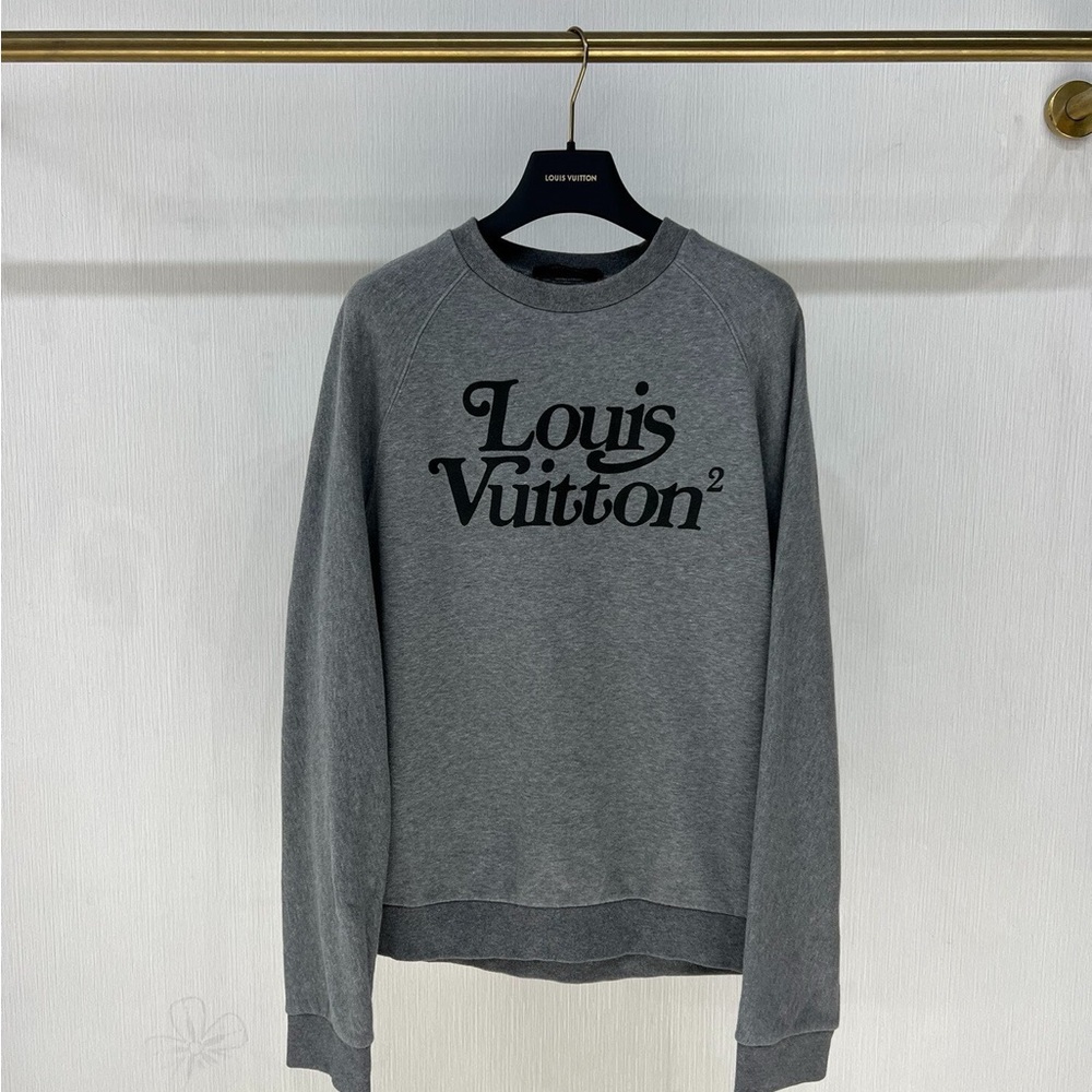 🚩steal authentic Louis Vuitton Gray Men's Sweater